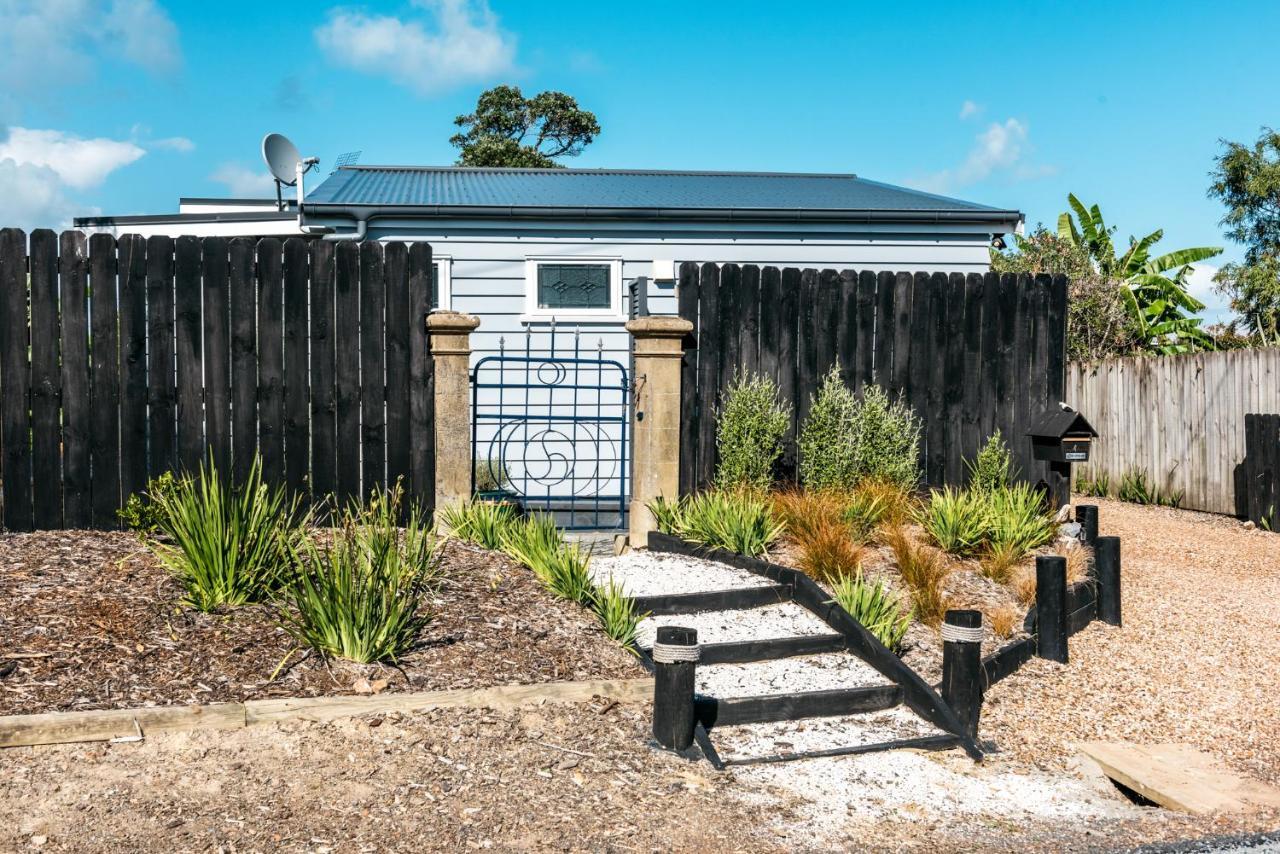 Pohutukawa Cottage, Waiheke Island Surfdale Экстерьер фото